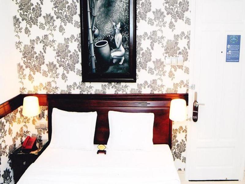 Hoang Thanh Thuy Airport Hotel 2 - Gan Am Thuc Dem Cho Hoang Hoa Tham Хошимин Екстериор снимка