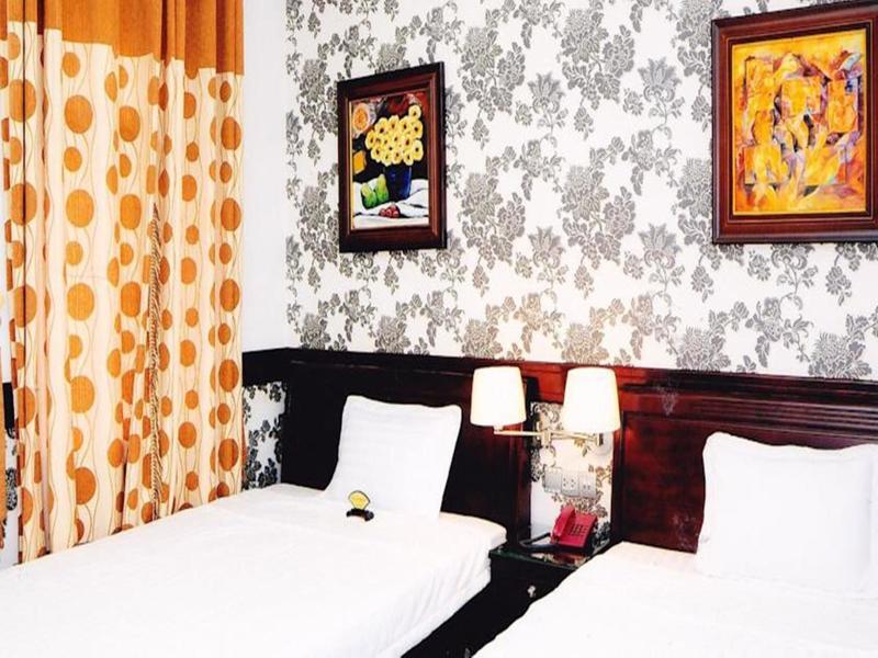 Hoang Thanh Thuy Airport Hotel 2 - Gan Am Thuc Dem Cho Hoang Hoa Tham Хошимин Екстериор снимка